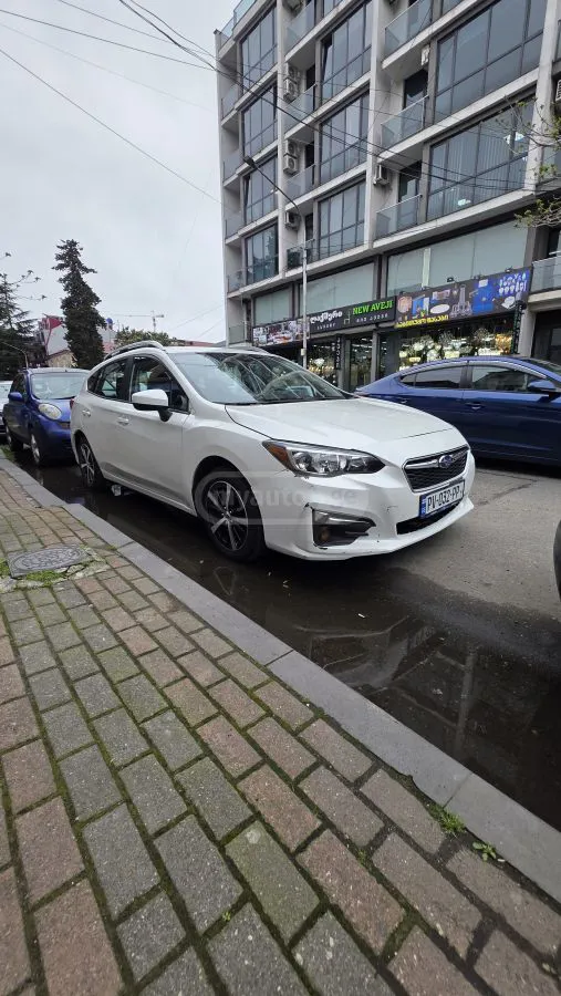 Subaru Impreza - фото 1