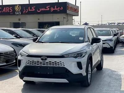 Toyota Corolla Cross - фото 1