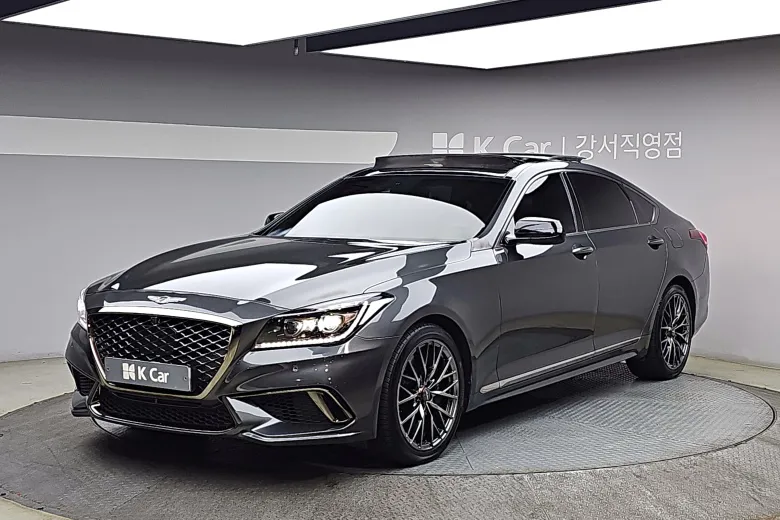 Genesis G80 - фото 1