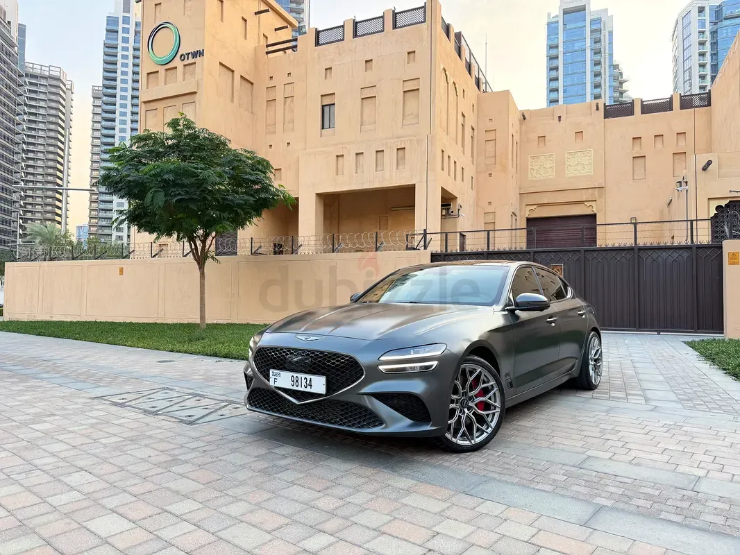 Genesis G70 - фото 1