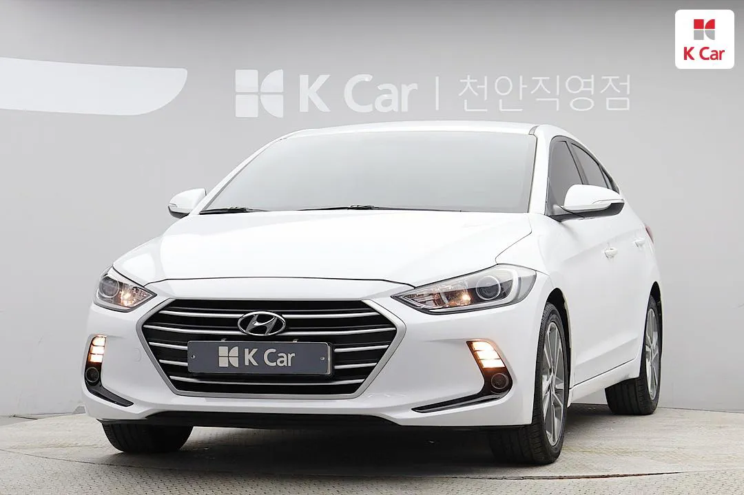 Hyundai 아반떼 - фото 1