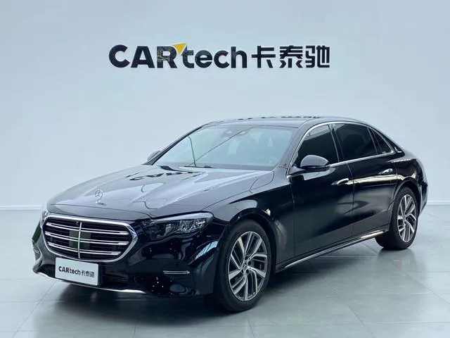 Mercedes-Benz E-Class - фото 1