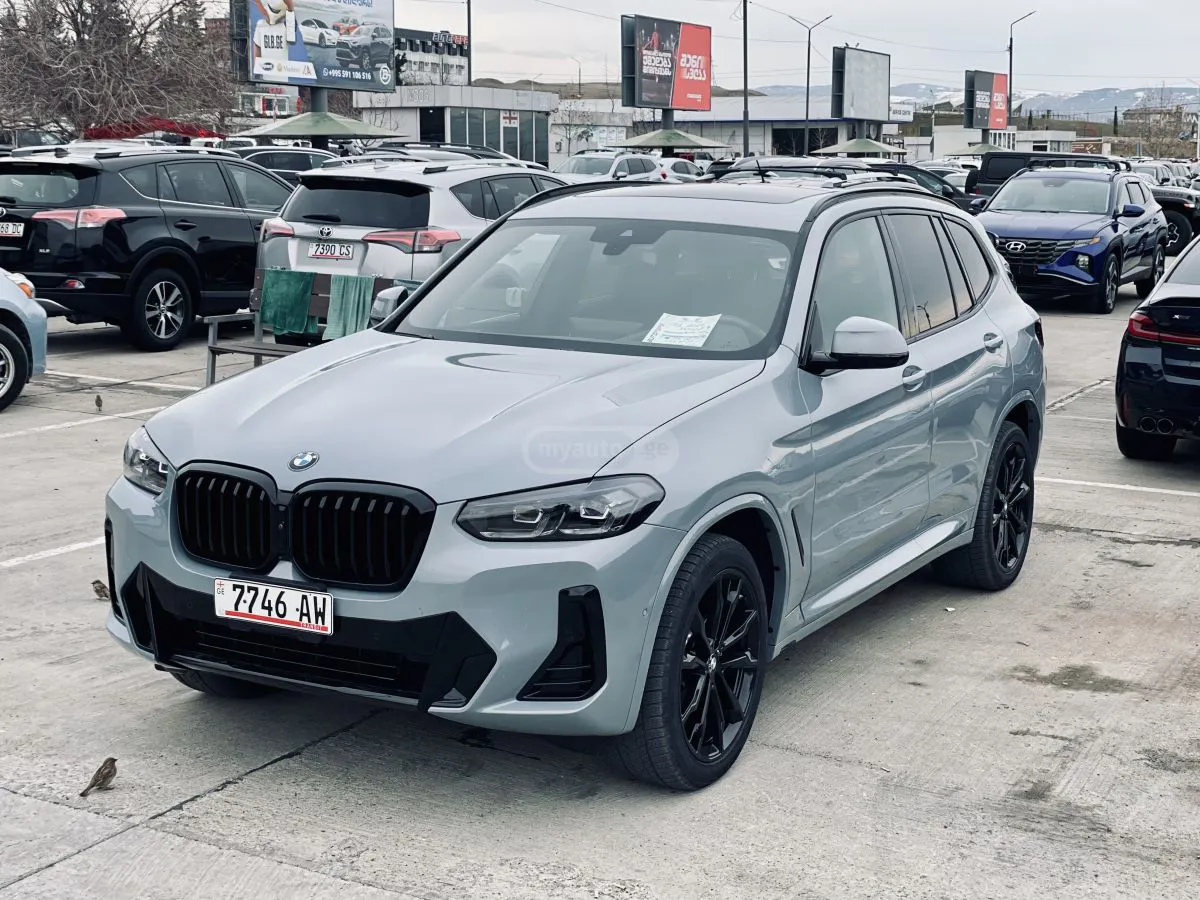 BMW X3 - фото 1