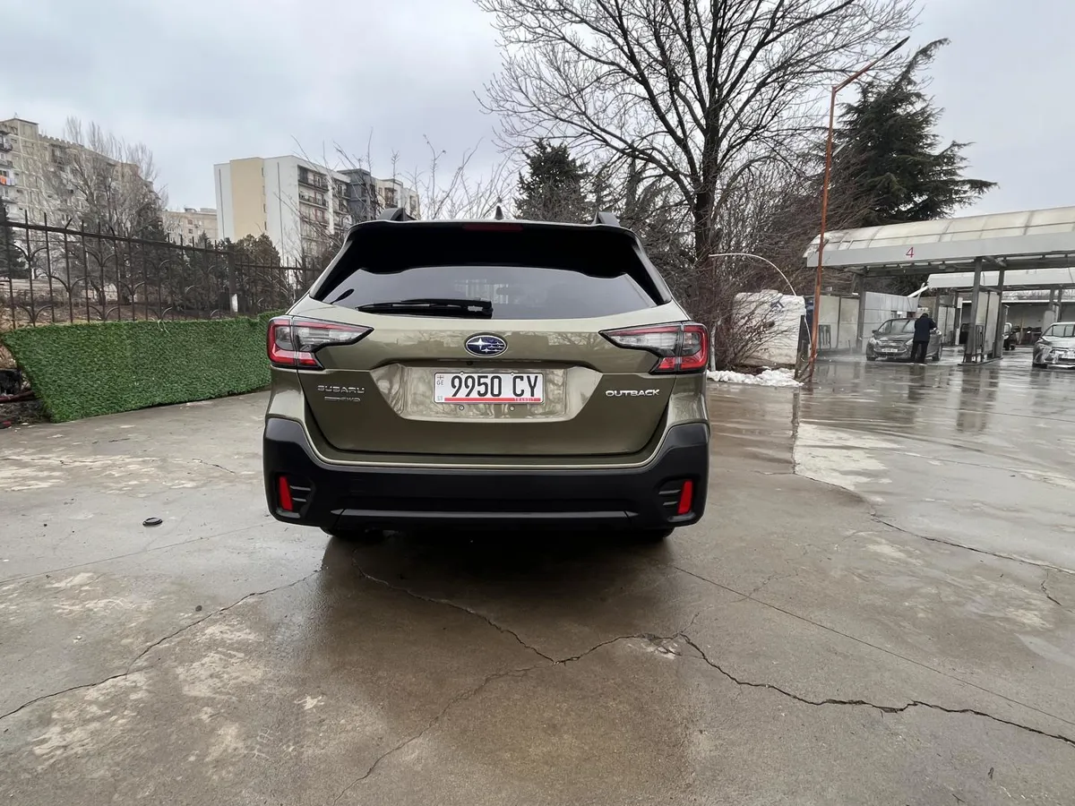 Subaru Outback - фото 1