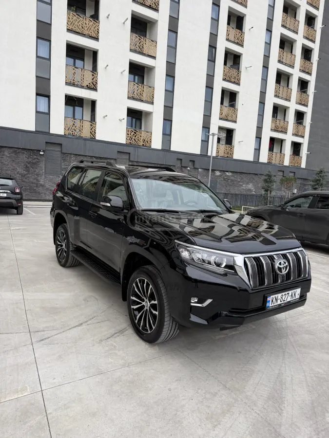 Toyota Land Cruiser Prado - фото 1