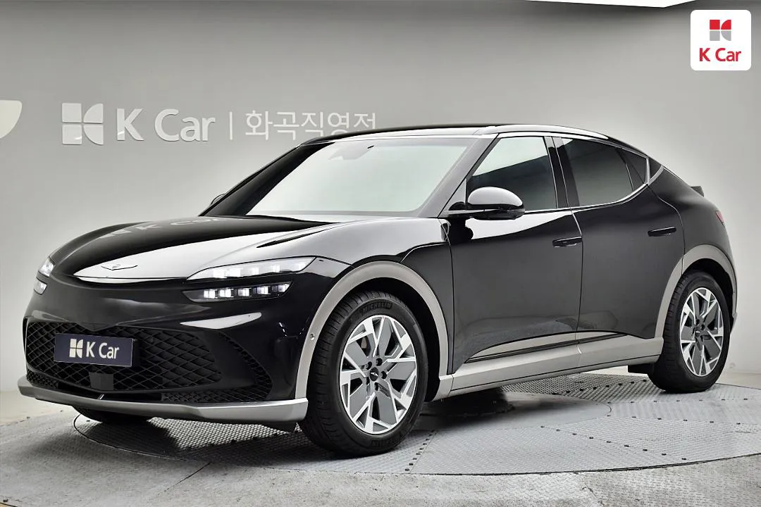 Genesis GV60 - фото 1