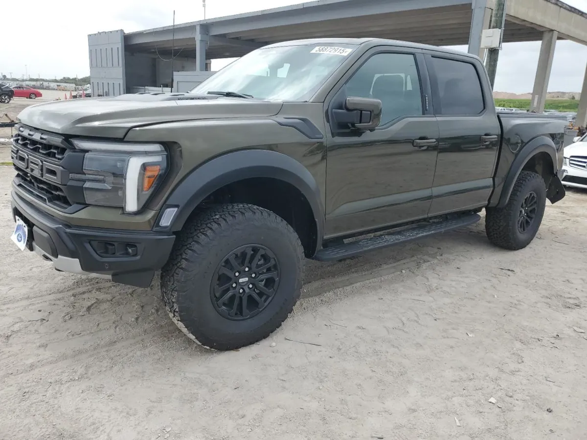 FORD F150 - фото 1