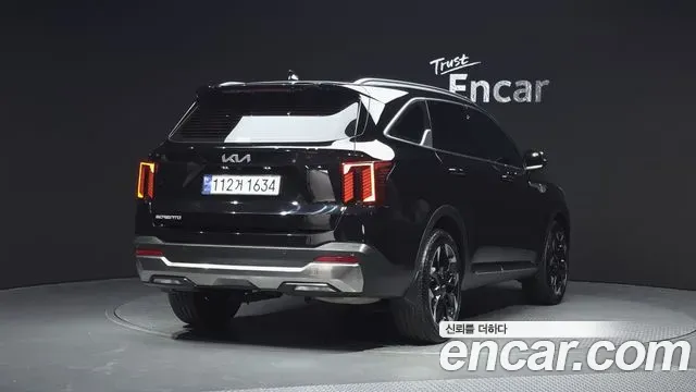 Kia Sorento - фото 1