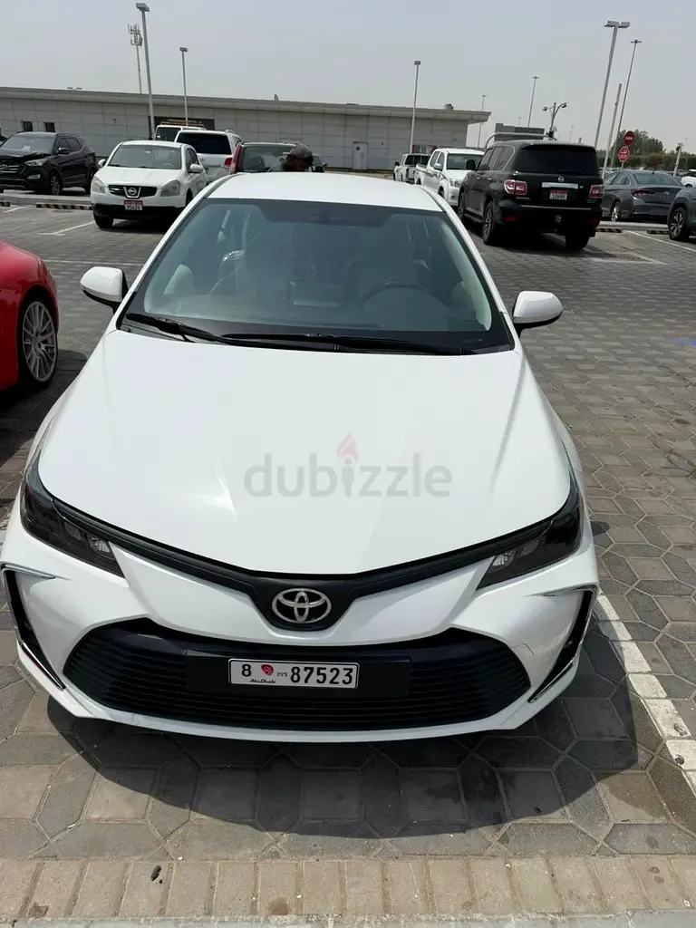 Toyota Corolla - фото 1