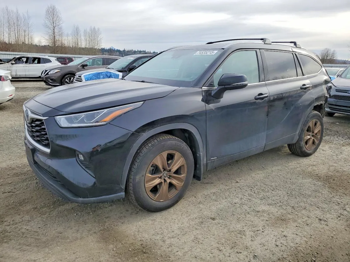 TOYOTA HIGHLANDER - фото 1