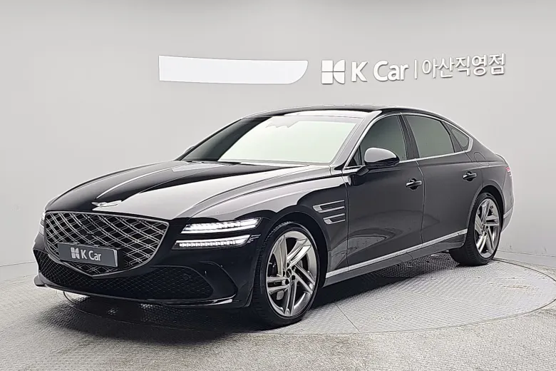 Genesis G80 - фото 1