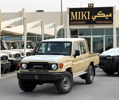 Toyota Land Cruiser 70 Series - фото 1