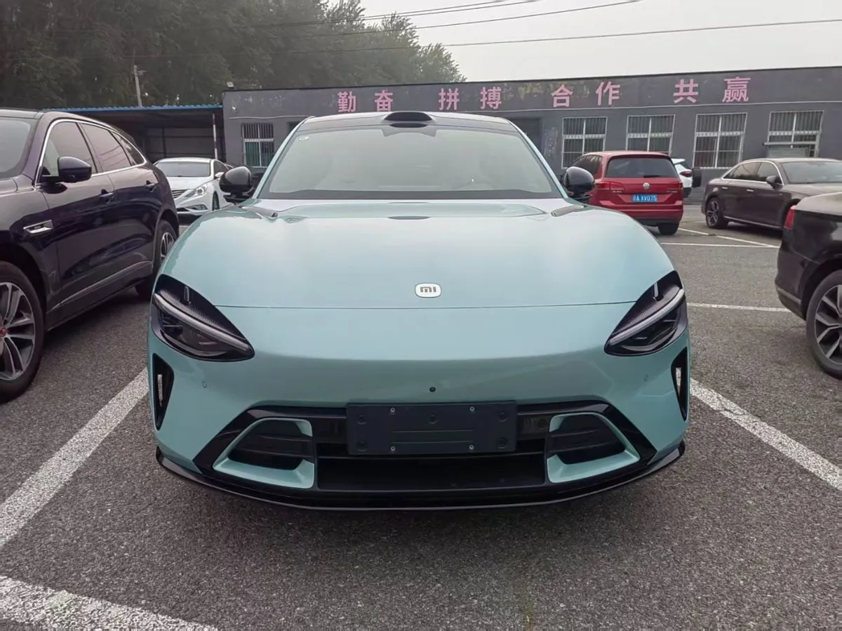 Xiaomi YU7 - фото 1