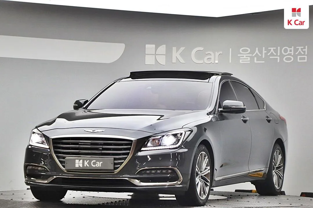 Genesis G80 - фото 1