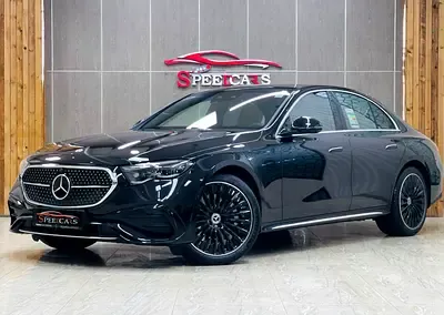 Mercedes-Benz E-Class - фото 1