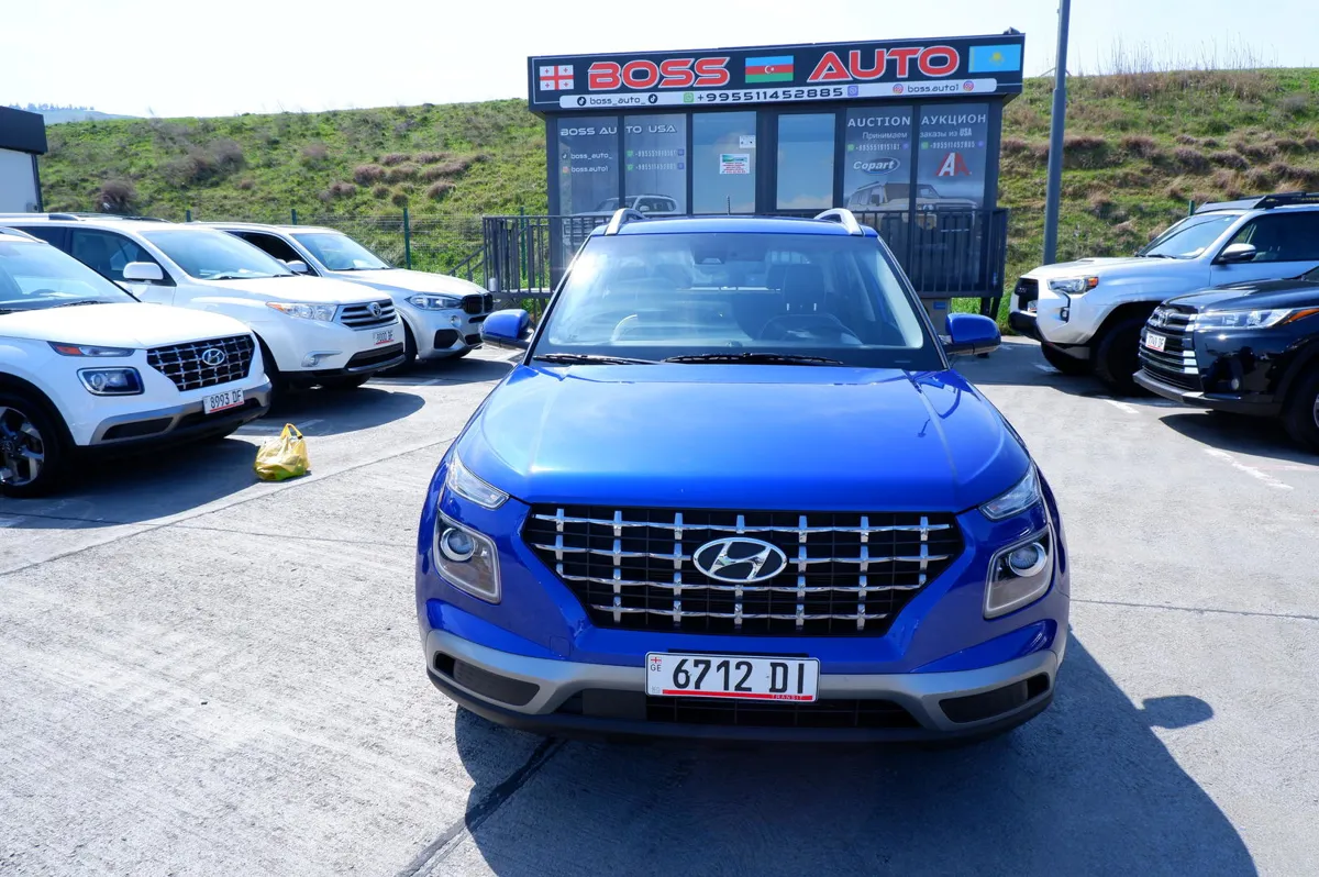 Hyundai Venue - фото 1