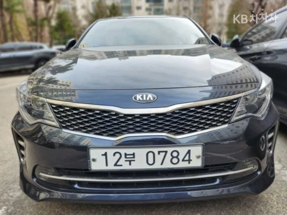 Kia K5 2세대 2.0 가솔린 SX 프레스티지 - фото 1