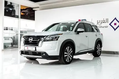 Nissan Pathfinder - фото 1