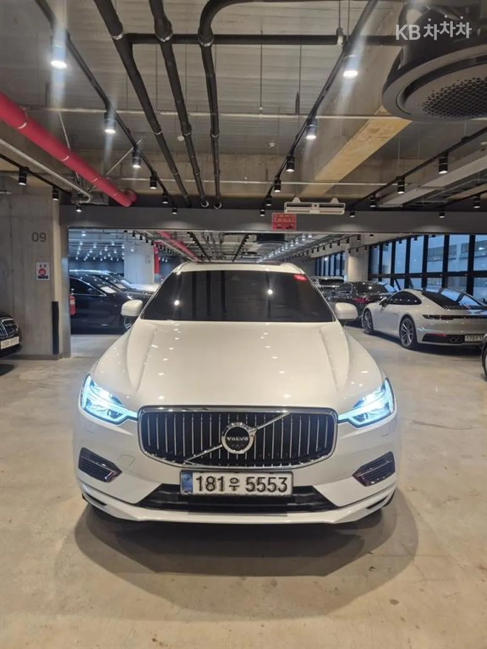 Volvo XC60 2세대 T8 Inscription - фото 1