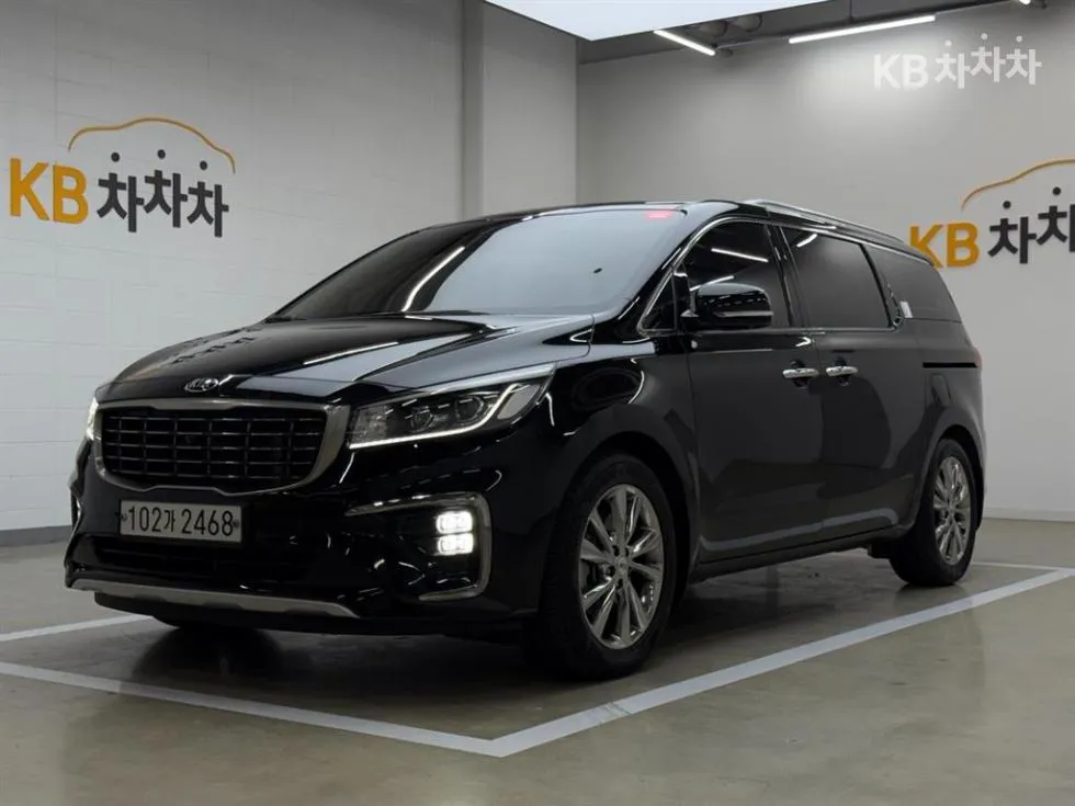Kia 더 뉴 카니발 7인승 2.2 디젤 리무진 프레지던트 - фото 1