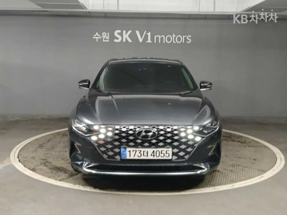 Hyundai 더 뉴 그랜저 2.5 르블랑 - фото 1