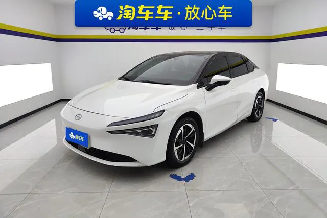 Aion AION S - фото 1