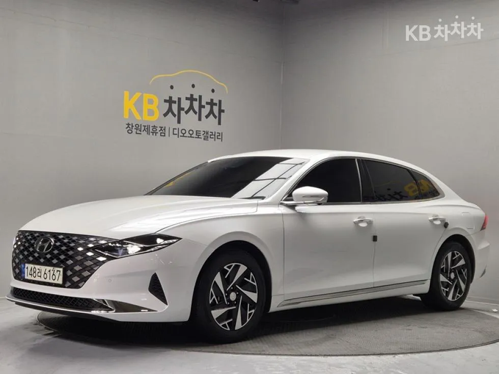 Hyundai 더 뉴 그랜저 하이브리드 2.4 르블랑 - фото 1