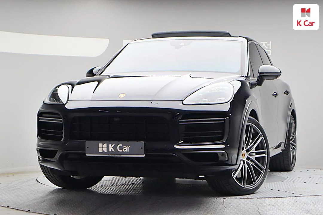 포르쉐 카이엔 - фото 1