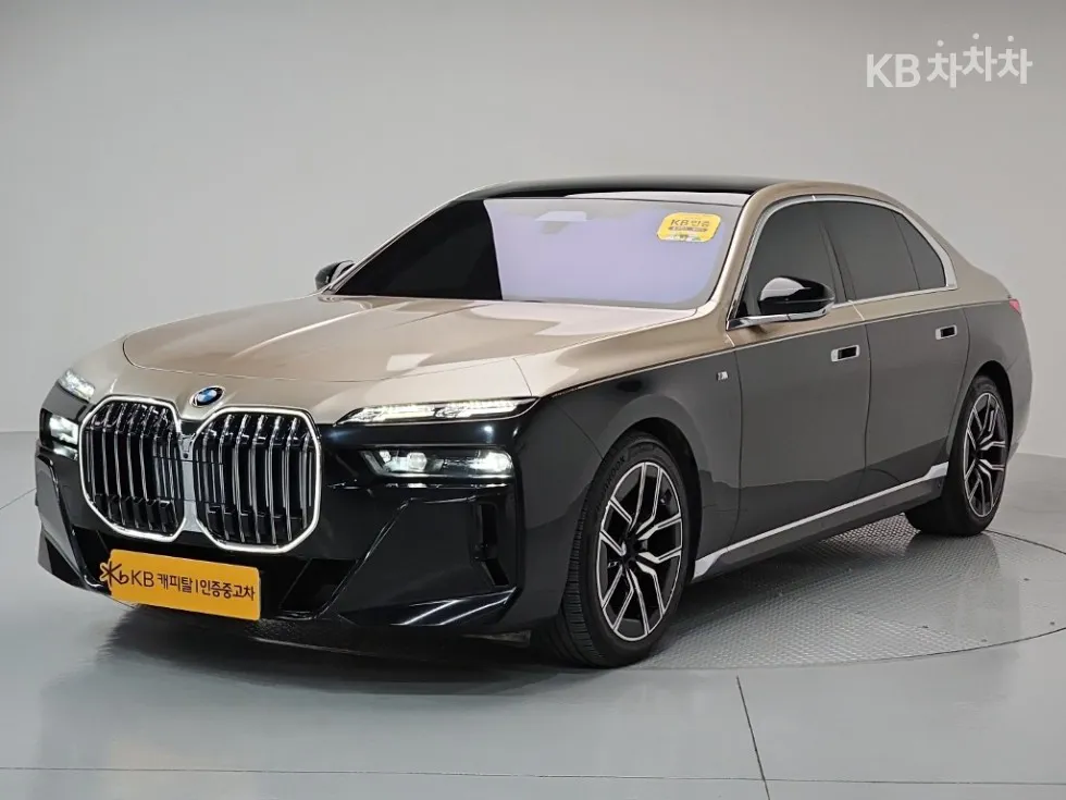 BMW 7시리즈(G70) 740i xDrive M Sport - фото 1