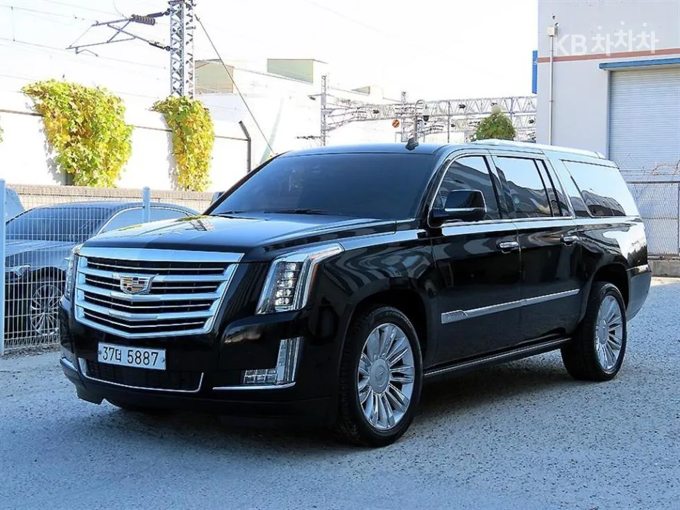 Cadillac ESCALADE(4세대) 6.2 V8 (14~) - фото 1