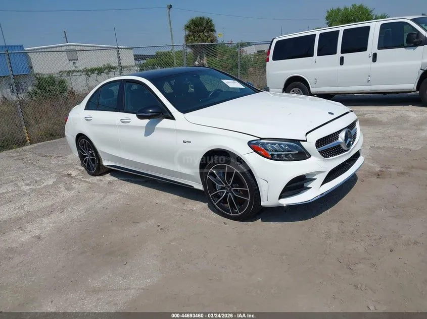 Mercedes-Benz C 43 AMG - фото 1