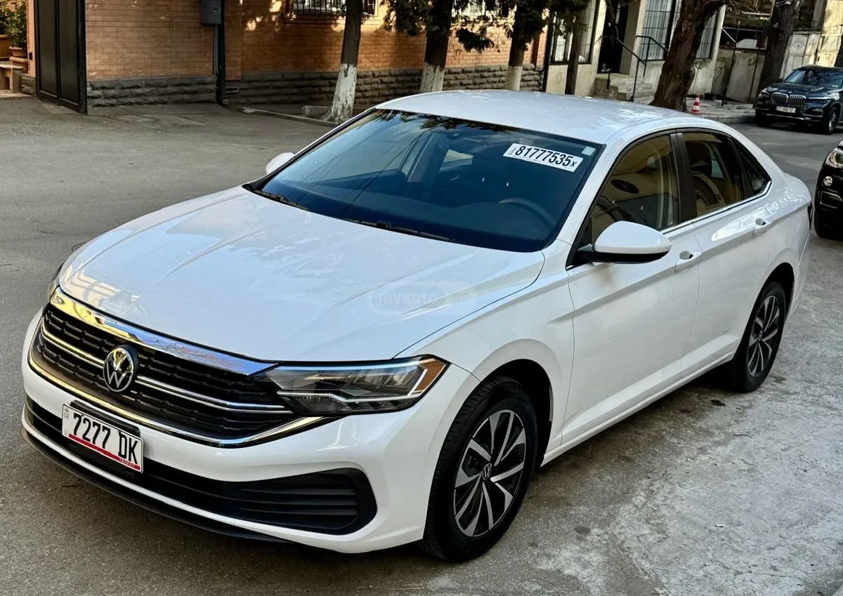 Volkswagen Jetta - фото 1