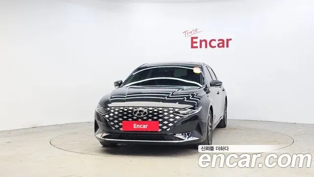 Hyundai Grandeur - фото 1