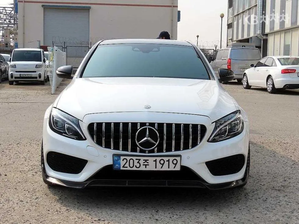 Mercedes-Benz 더 뉴 C클래스 C450 AMG 4MATIC - фото 1