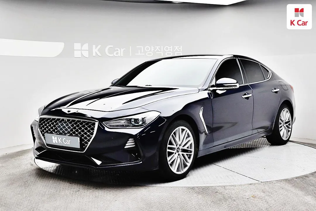 Genesis G70 - фото 1