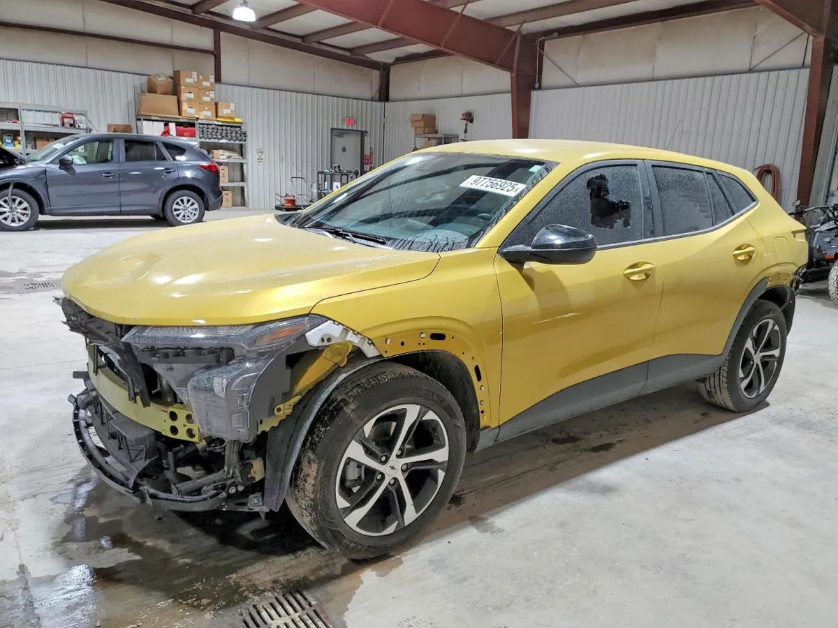 CHEVROLET TRAX 1RS - фото 1