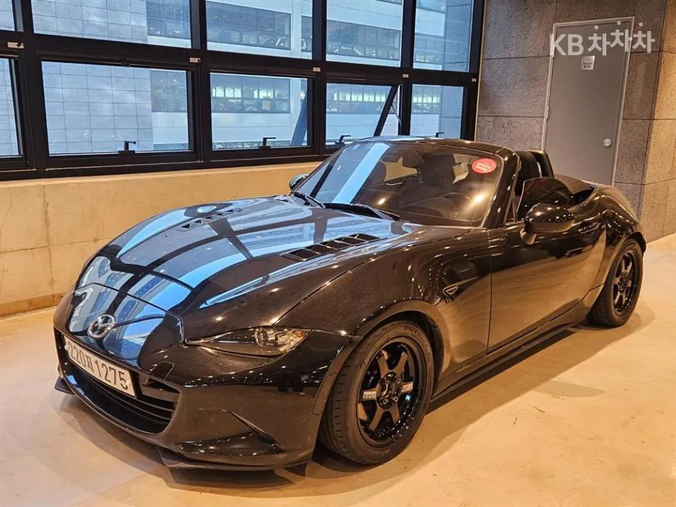 마쯔다 MX-5 1.8 컨버터블 - фото 1