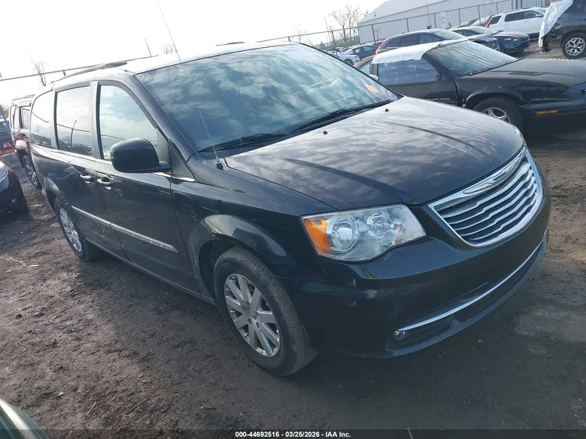 CHRYSLER TOWN & COUNTRY TOURING - фото 1