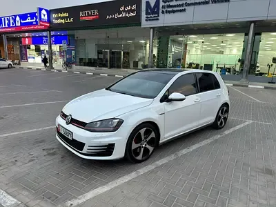 Volkswagen Golf - фото 1