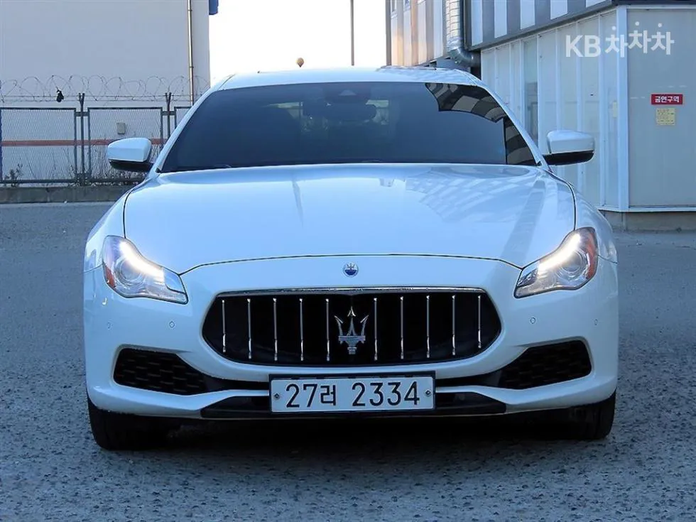 Maserati 콰트로포르테 3.0 V6 그란루쏘 - фото 1