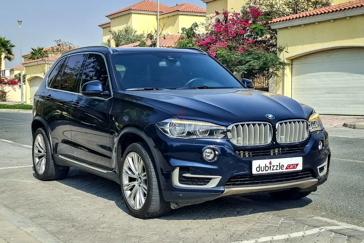 BMW X5 - фото 1