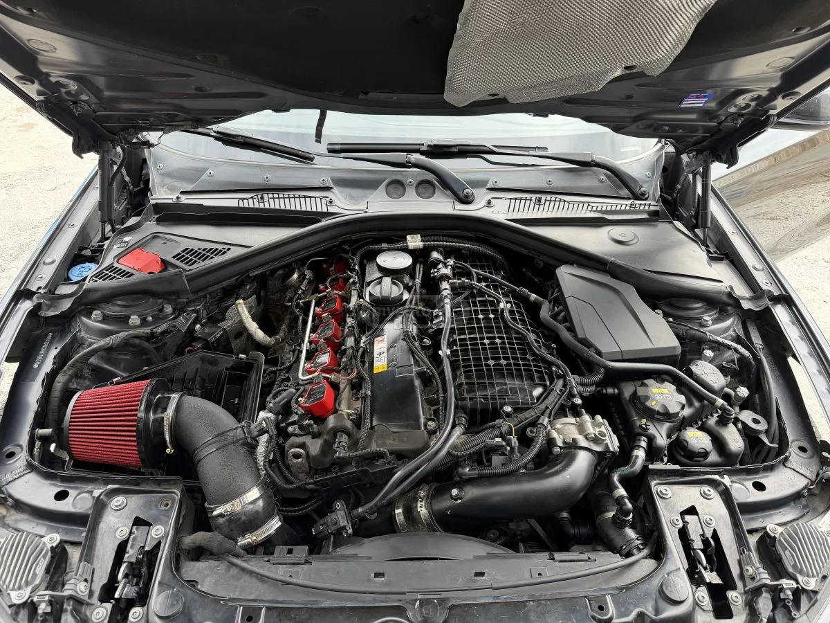 BMW M240 - фото 1