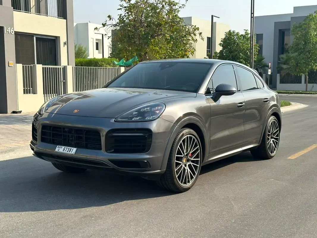 Porsche Cayenne - фото 1