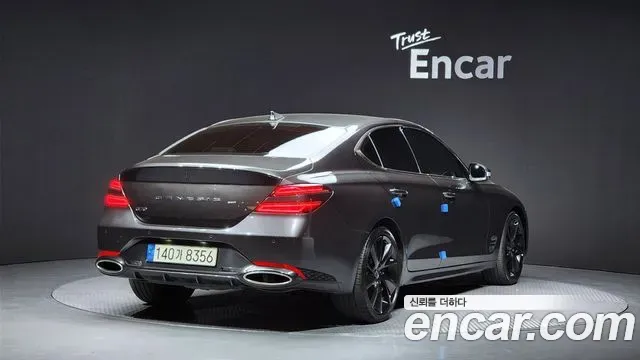 Genesis G70 - фото 1