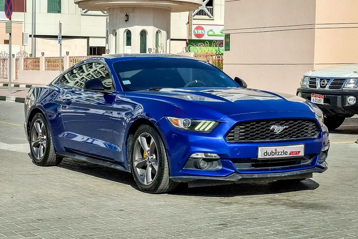 Ford Mustang - фото 1