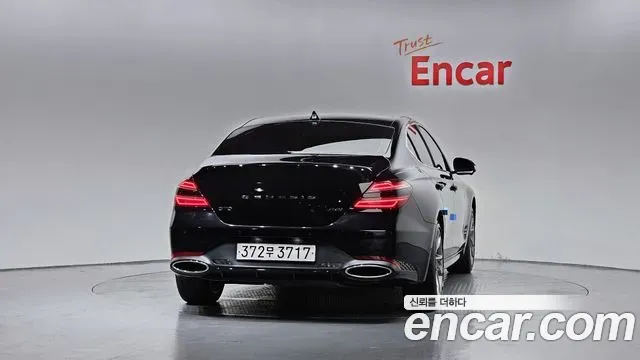 Genesis G70 - фото 1