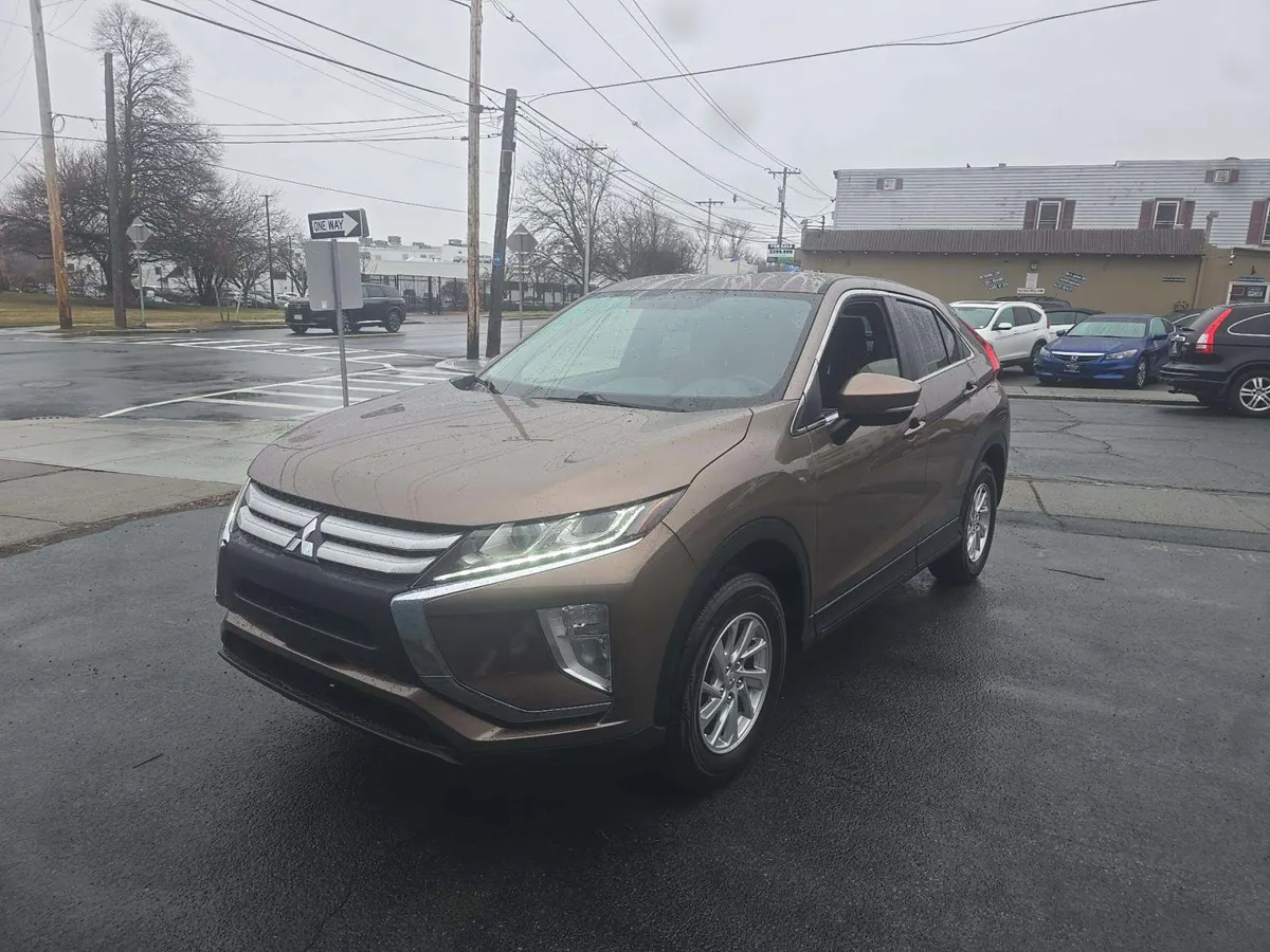 Mitsubishi Eclipse Cross ES - фото 1