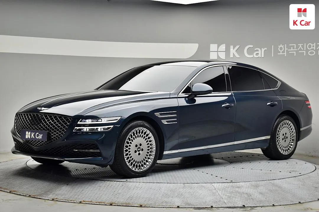 Genesis G80 - фото 1