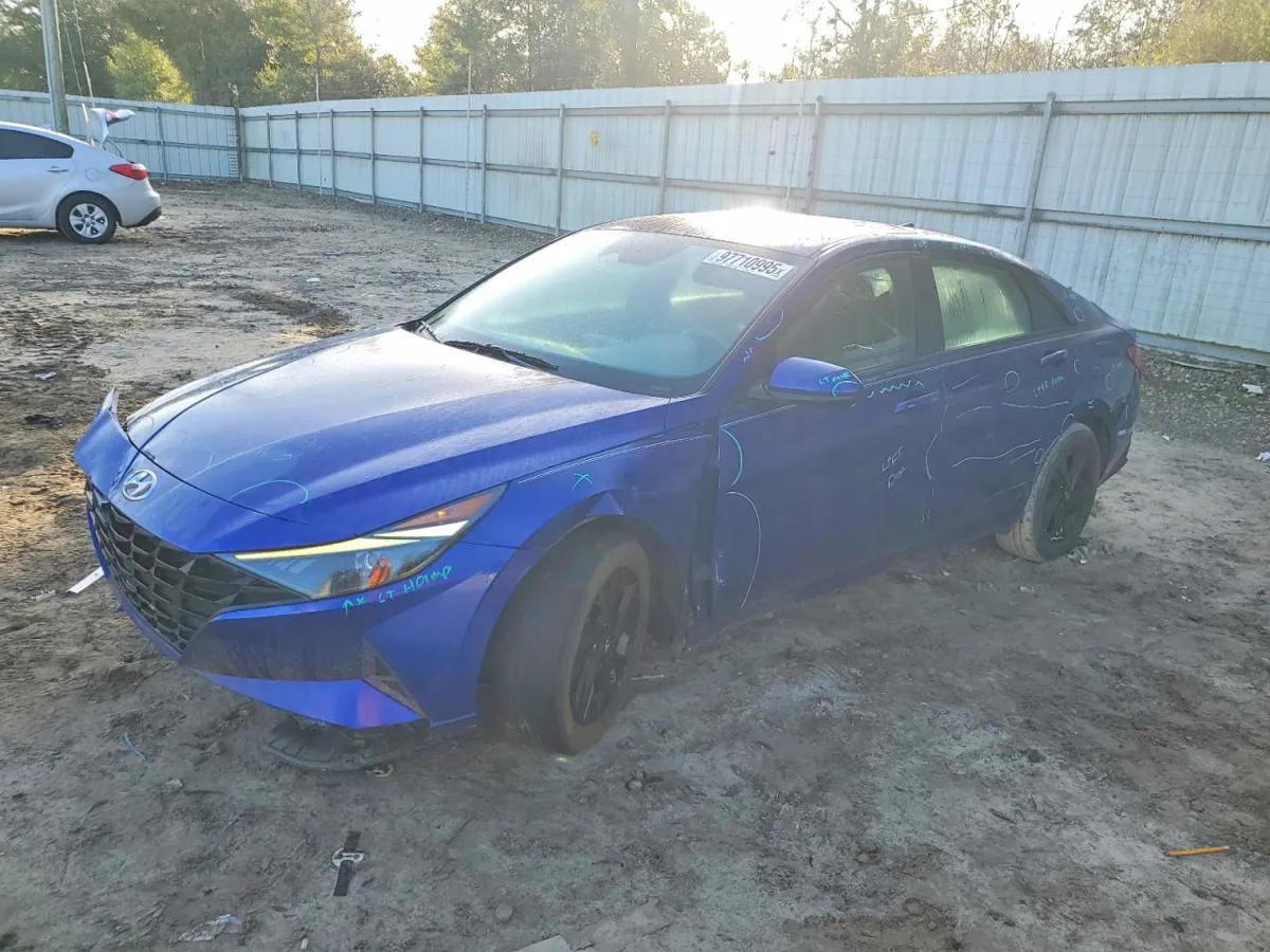 HYUNDAI ELANTRA SEL - фото 1