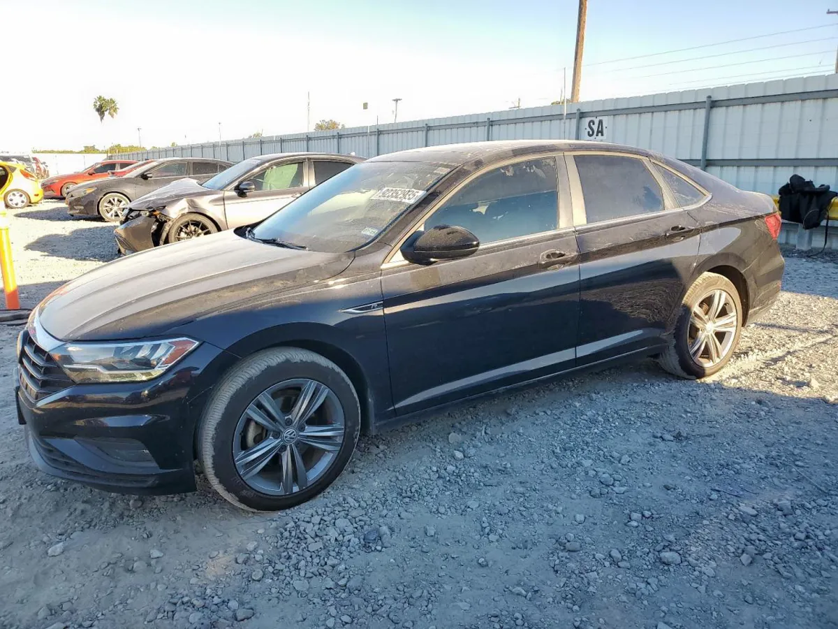 VOLKSWAGEN JETTA - фото 1